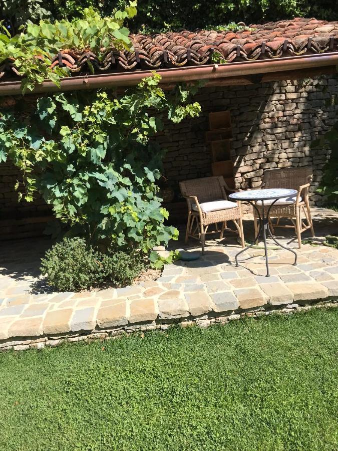 Number 10 Locanda B&B Belvedere Langhe Kültér fotó